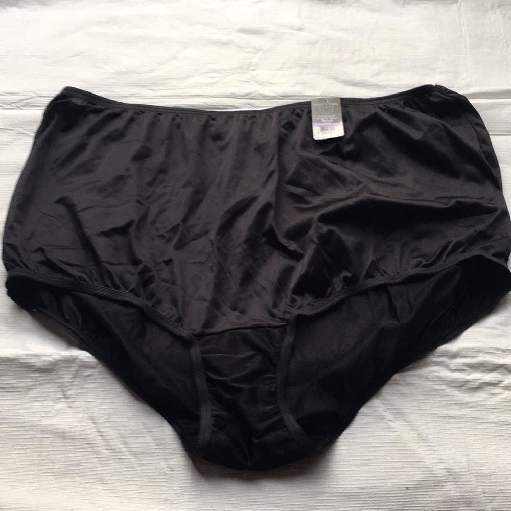 Vanity Fair Brief in Black NWT